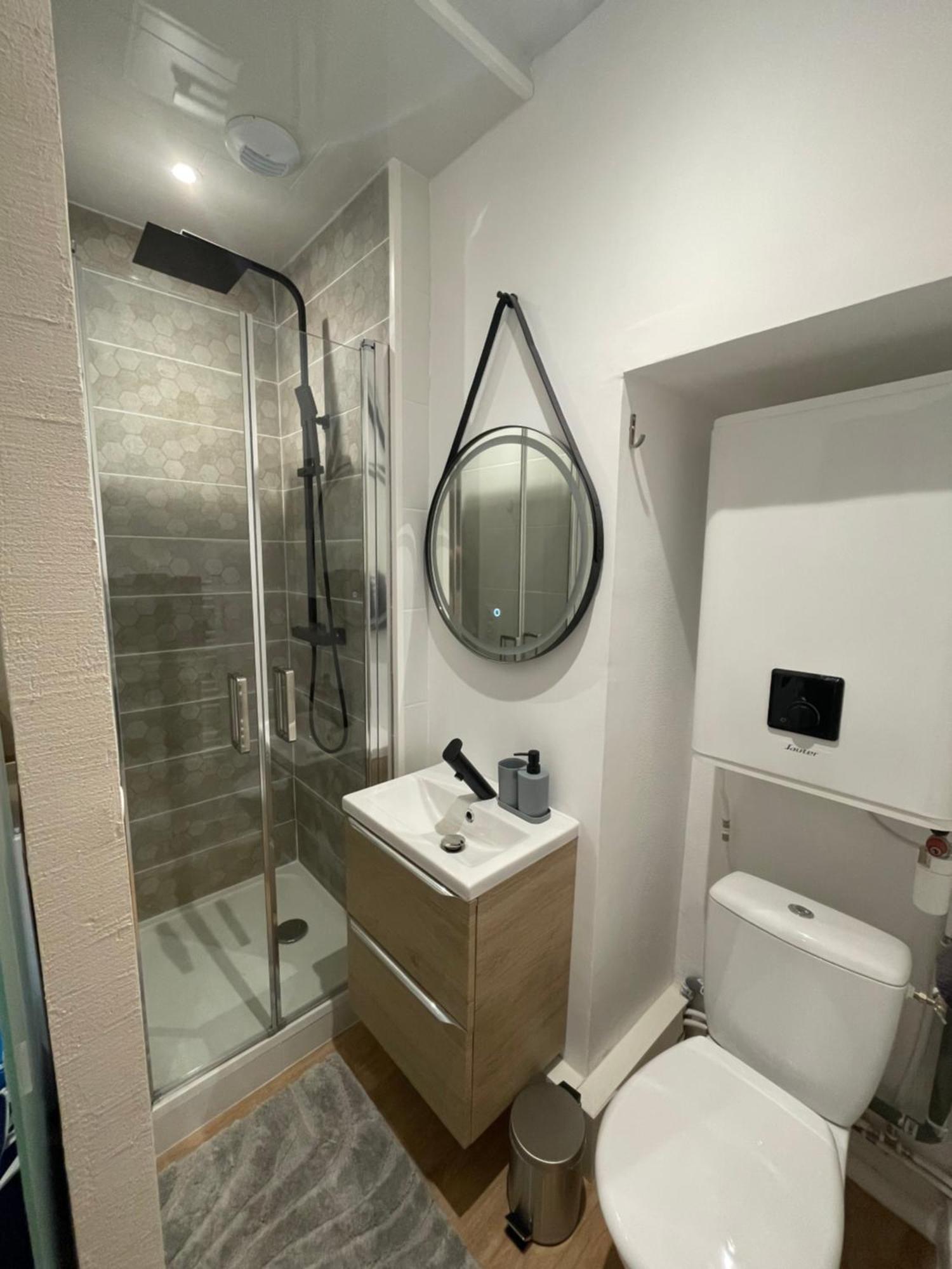 Le Logis De Lyla Apartamento Loudun Exterior foto